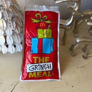 2025 McDonalds Grinch Meal socks